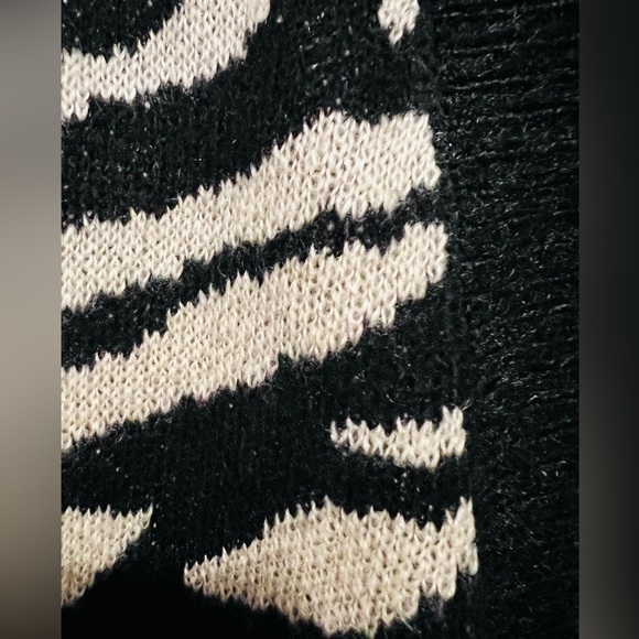 Vintage Havana Zebra Print Cardigan Soft and Fluffy - Picture 4 of 6